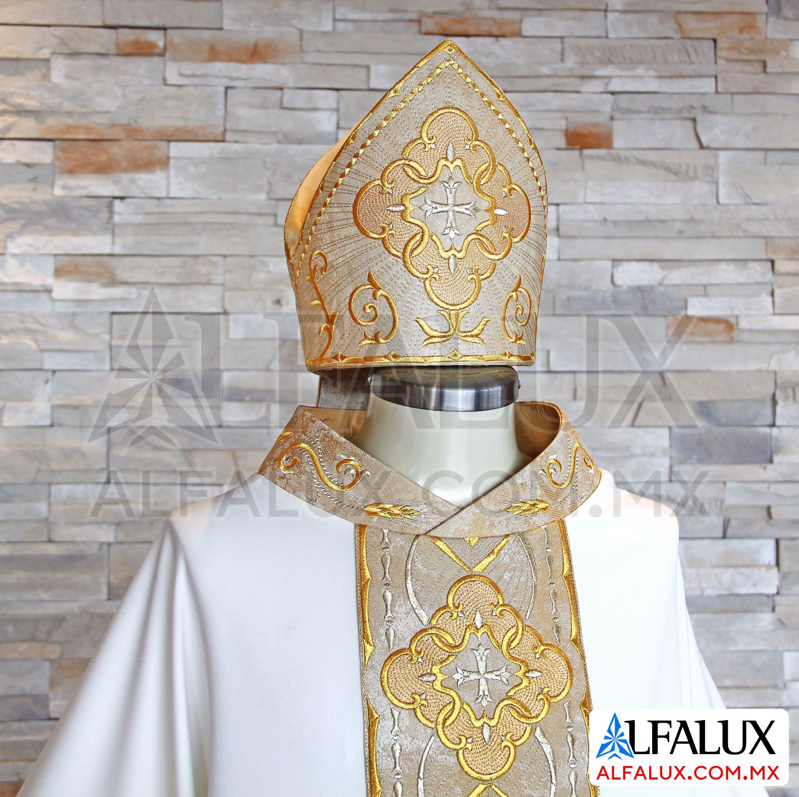 02 ROYAL Casulla y Mitra Alfalux Blanco Dorado Brocado Laterales 180 (3)